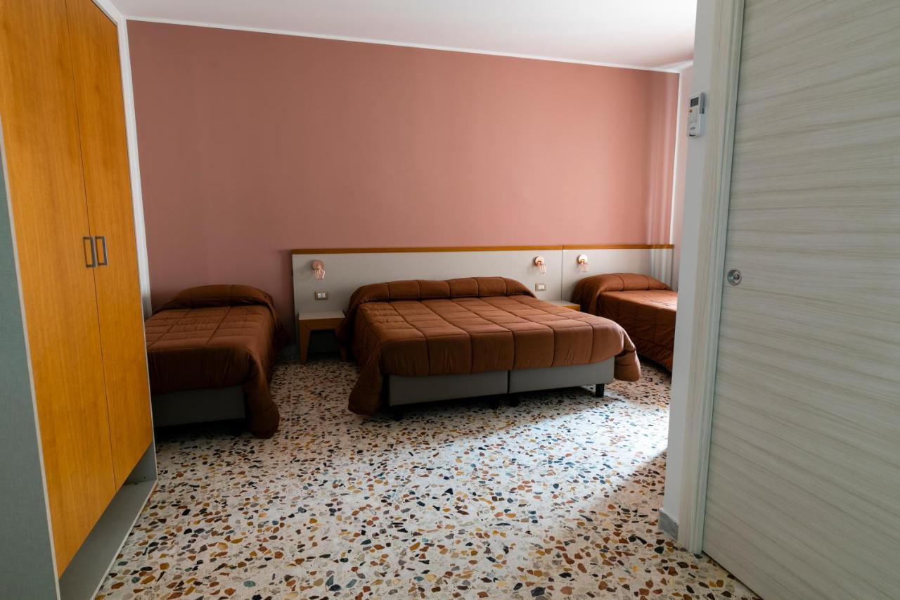 Hotel Spira Mirabilis Napoli Extérieur photo